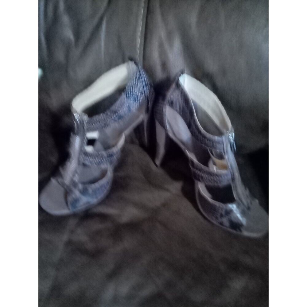 Michael Kors Snake Print Leather Heels Open Toe Zip Up Sandals Black Grey 8M - Picture 2 of 10